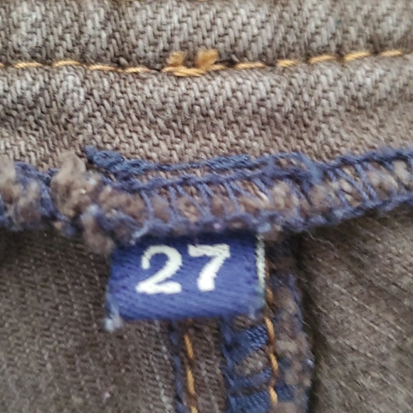 Shorts - Picture 5 of 5